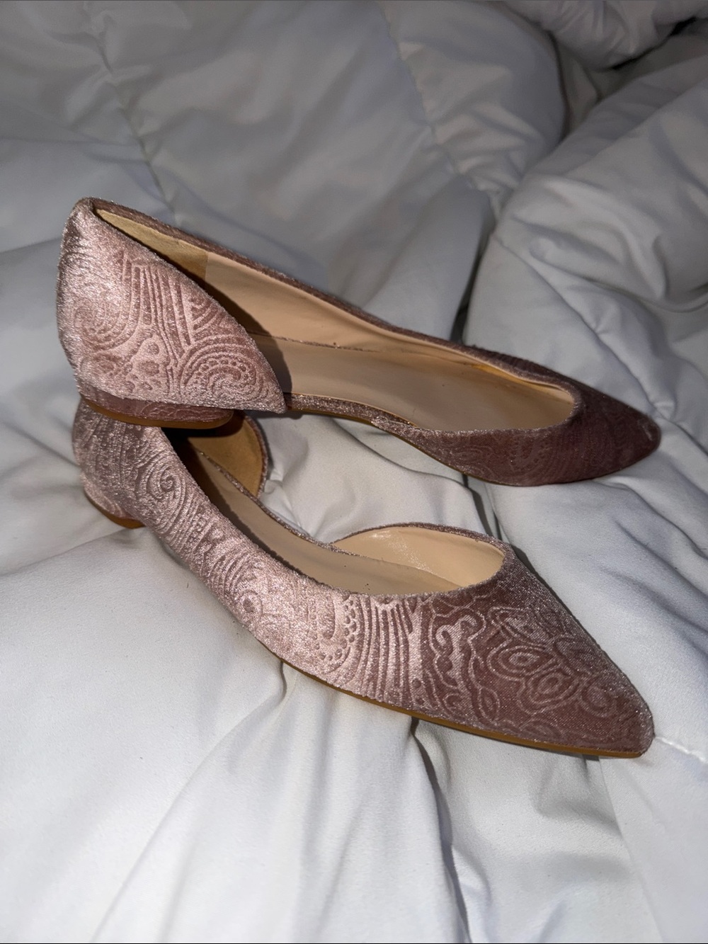 Nine West Dusty Pink Velvet Pointed Toe Flats
